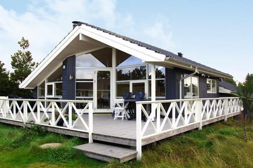Ferienhaus für 8 Personen in Fjellerup Strand